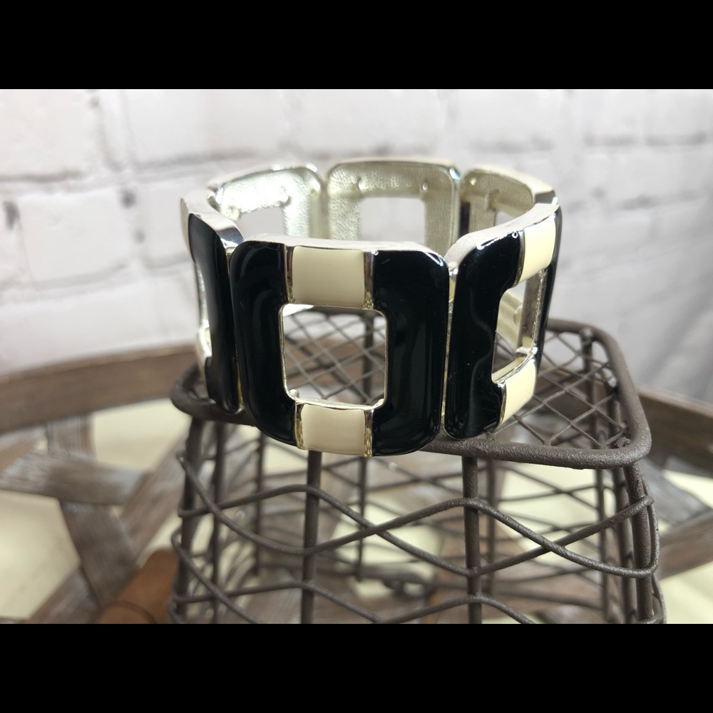 Vintage Black & Cream Bracelet